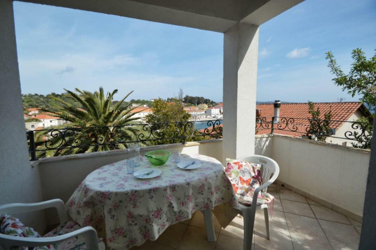 Villa Carmen Сали Экстерьер фото