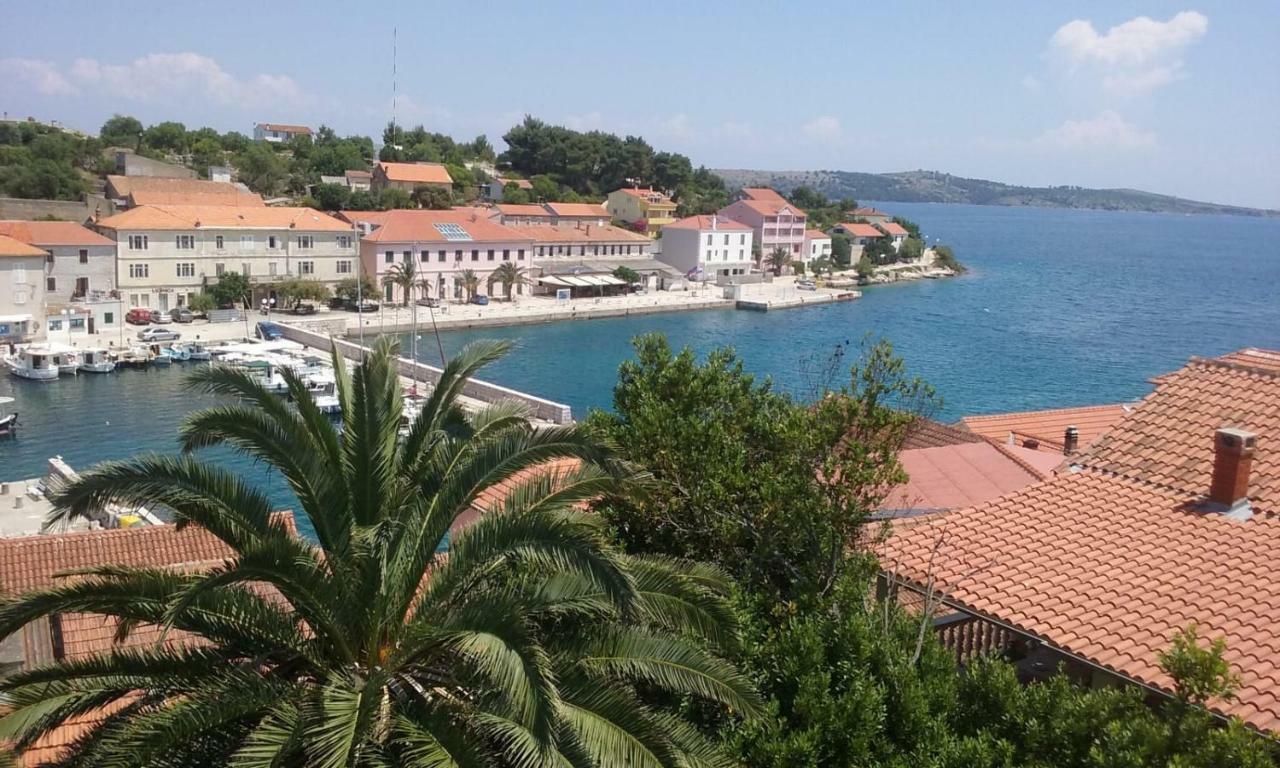 Villa Carmen Сали Экстерьер фото