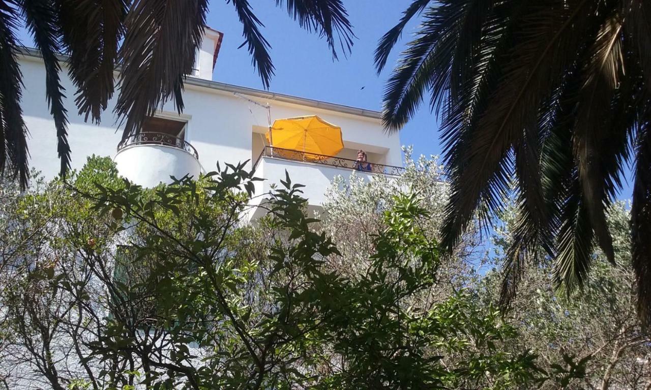 Villa Carmen Сали Экстерьер фото